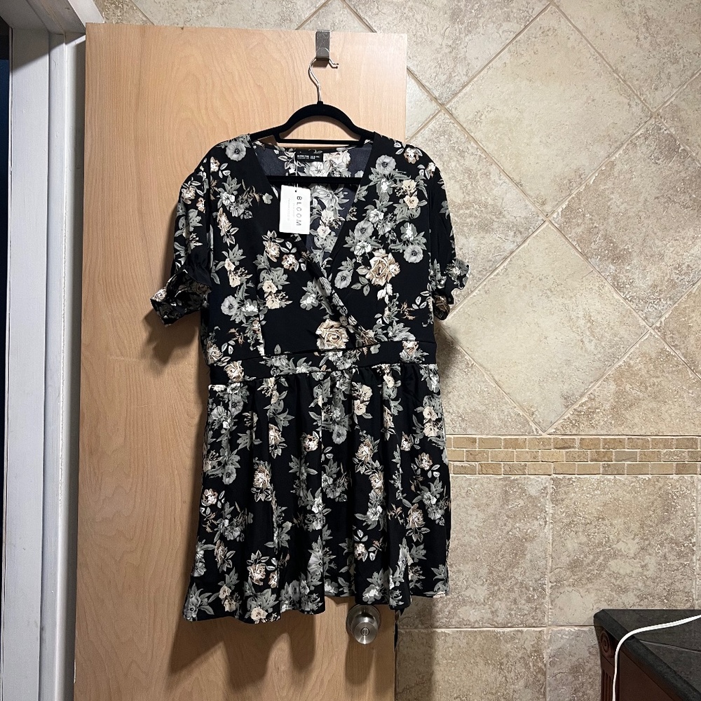NWT floral dress